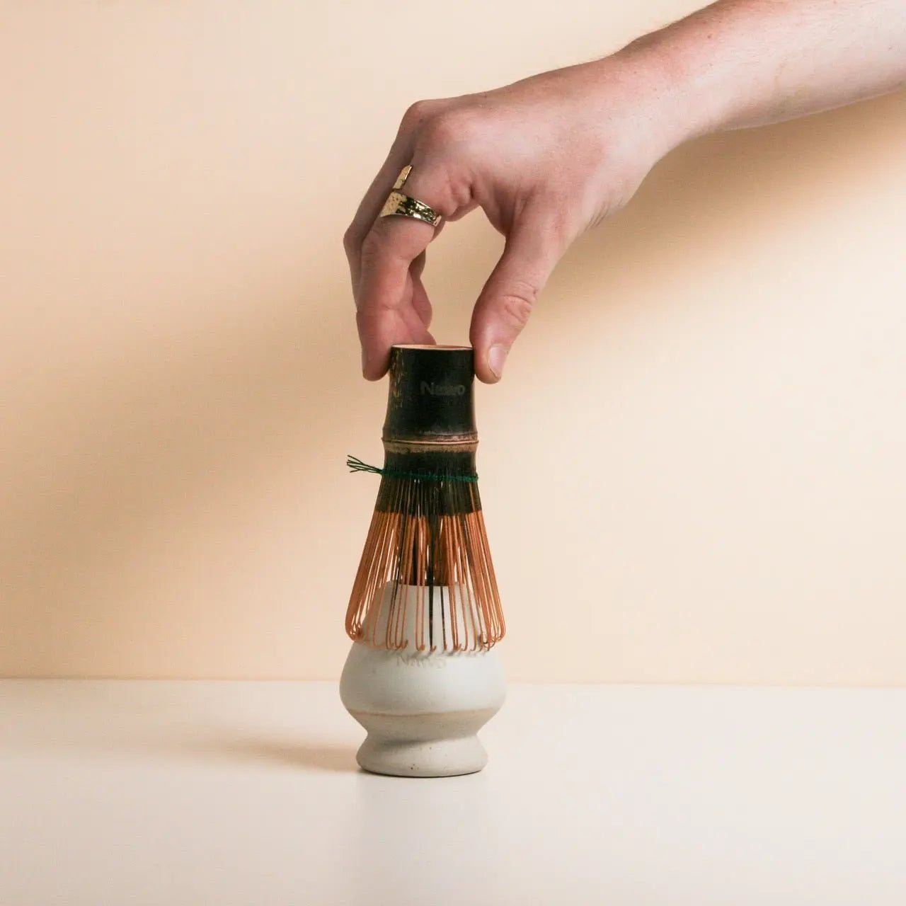 nawo-whisk-holder-6